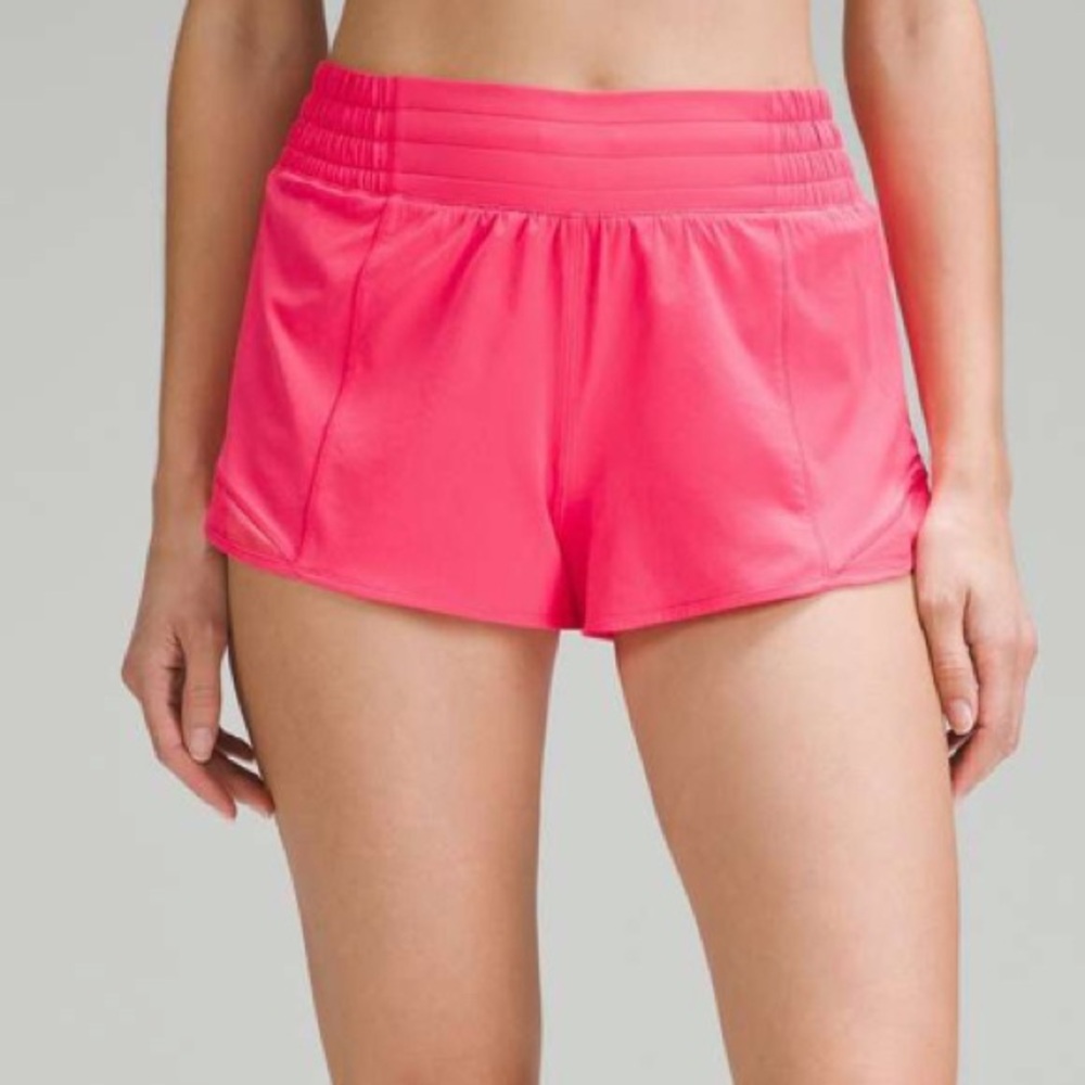 Lululemon Hotty Hot High-Rise Lined Short 2.5" Lip Gloss Size 10